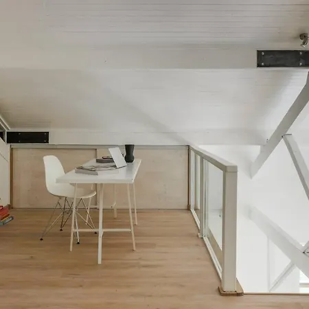 Spacious, Contemporary 5br Chalet With Glacial Views 샬레 *