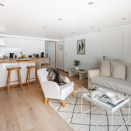 샬레 Spacious, Contemporary 5br Chalet With Glacial Views
